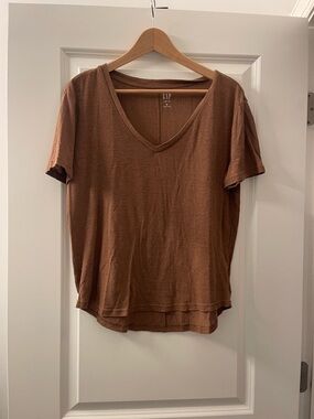 GAP Women's V-Neck Linen Short Sleeve Tee - Brown